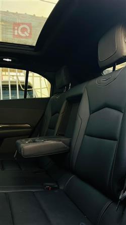 کادیلاک XT4